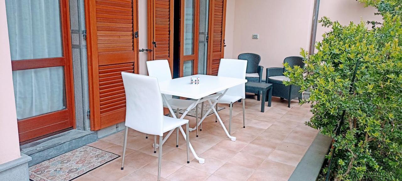 Casa Lilla 1 E 2 Apartment Oristano Exterior photo